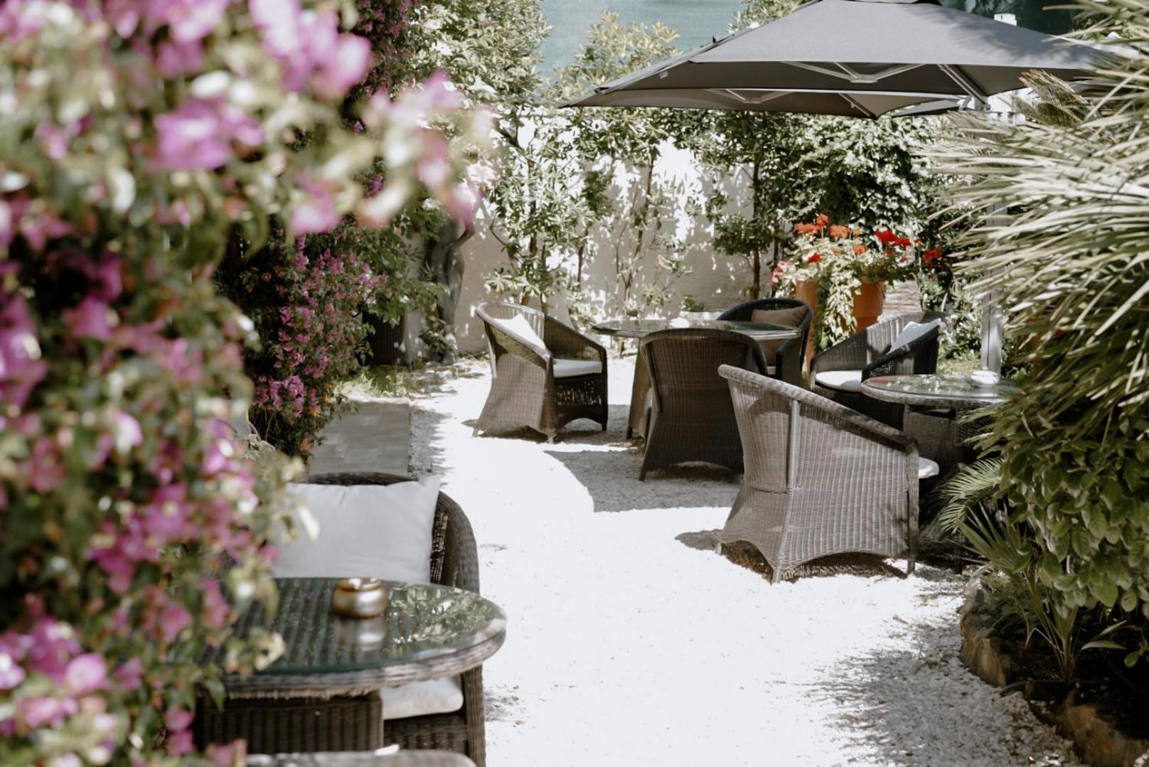 Idéal Séjour - Hôtel de Charme et Atypique Cannes Exterior foto